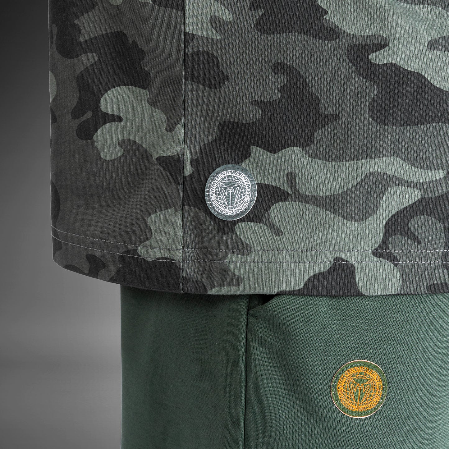 Venum Vortex XL Men's T–Shirt - カーキカモ