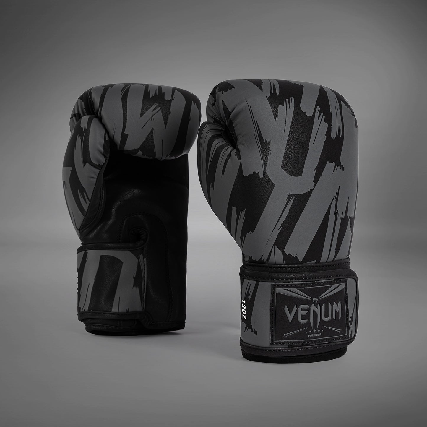 Venum Graffiti ボクシンググローブ - アーバンチャコール