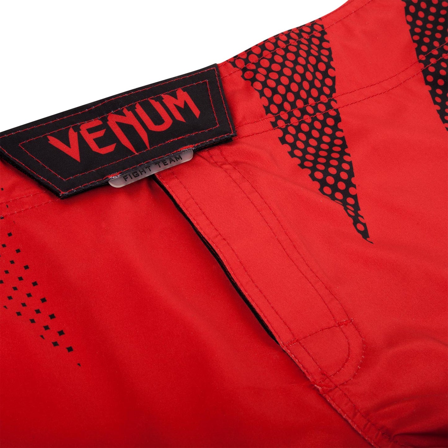 Venum Jaws ファイトショーツ - レッド