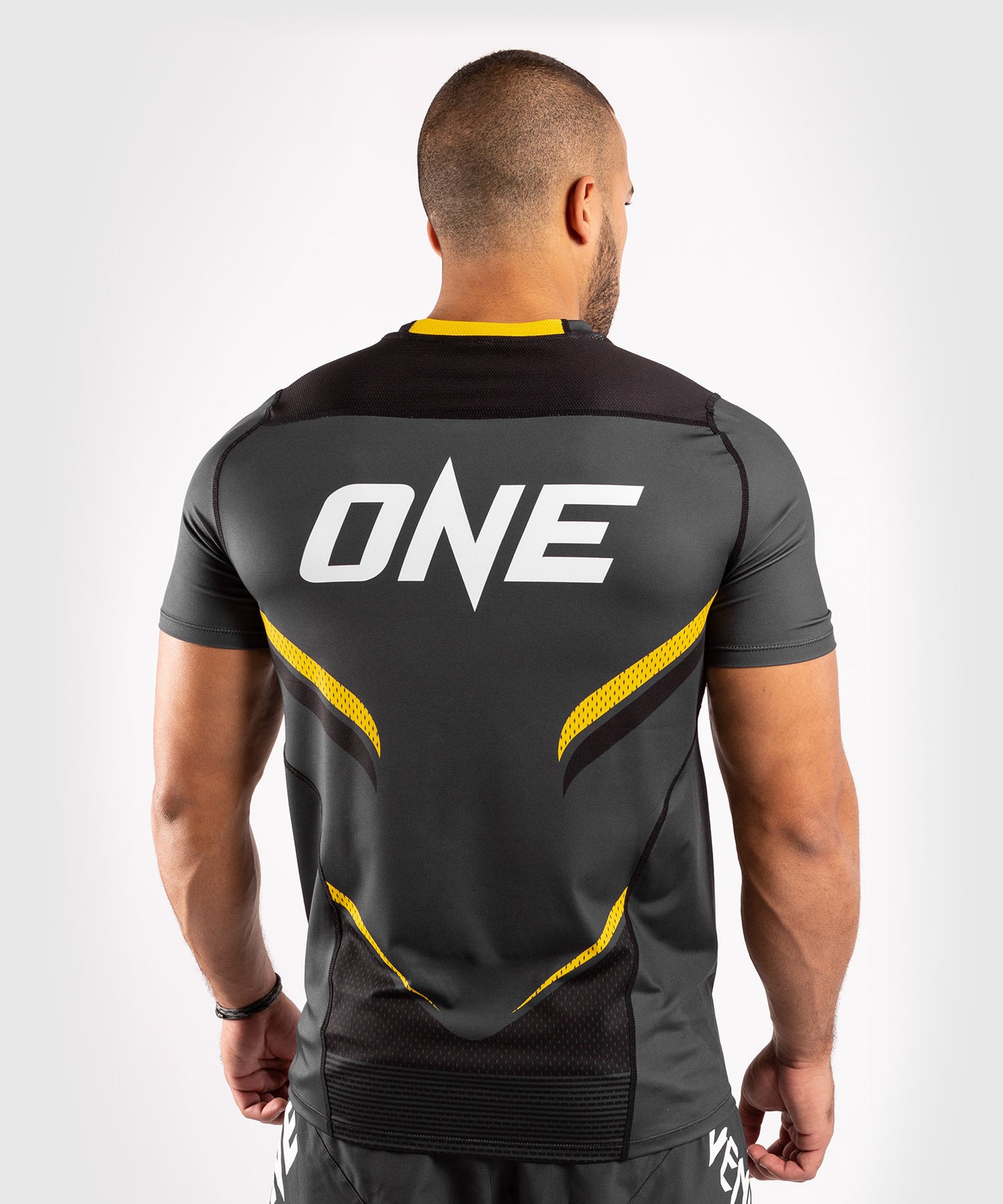 ONE FCインパクトドライテックTシャツ - グレー/イエロー