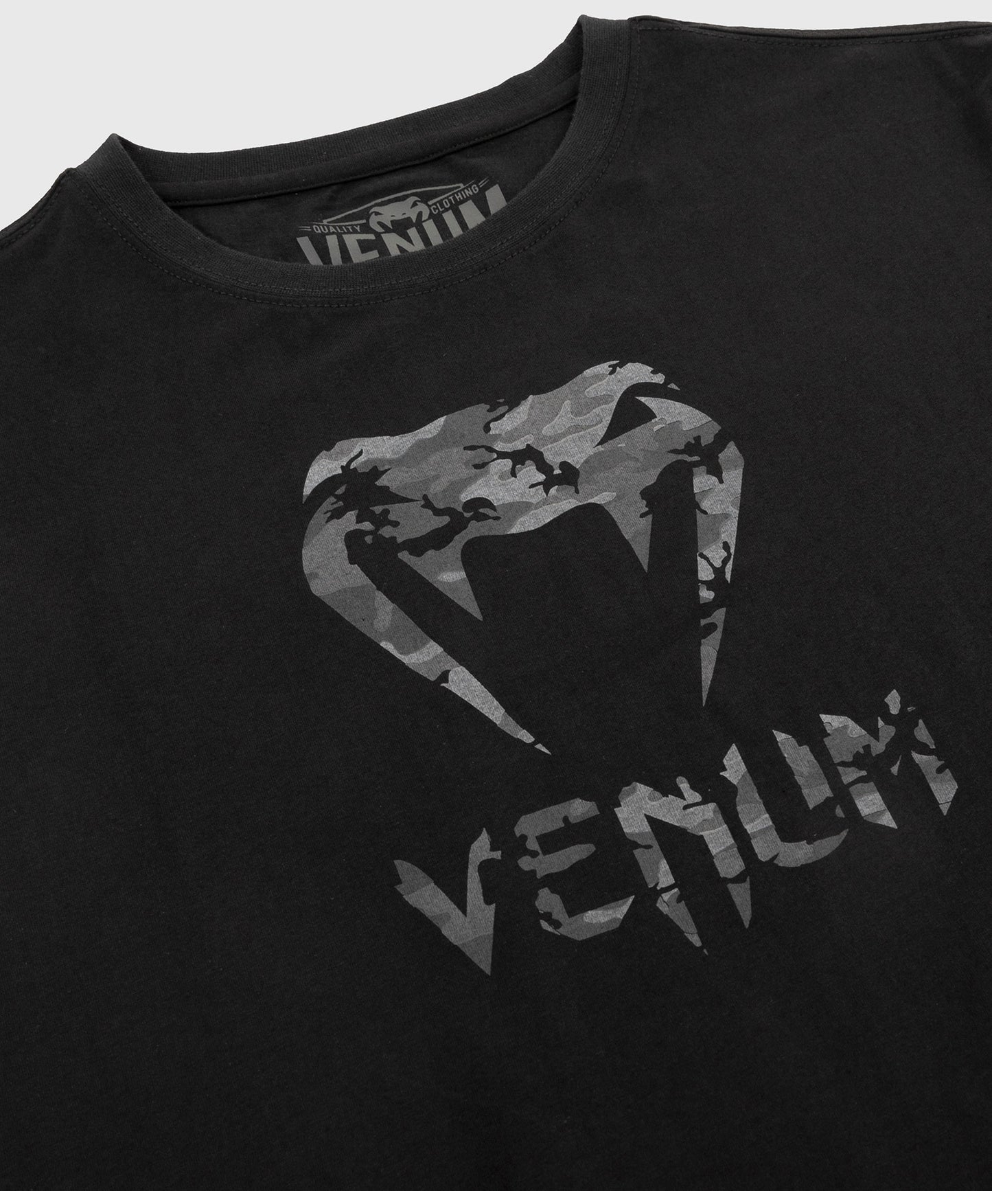 Venum Classic Tシャツ - ブラック/アーバン・カモ