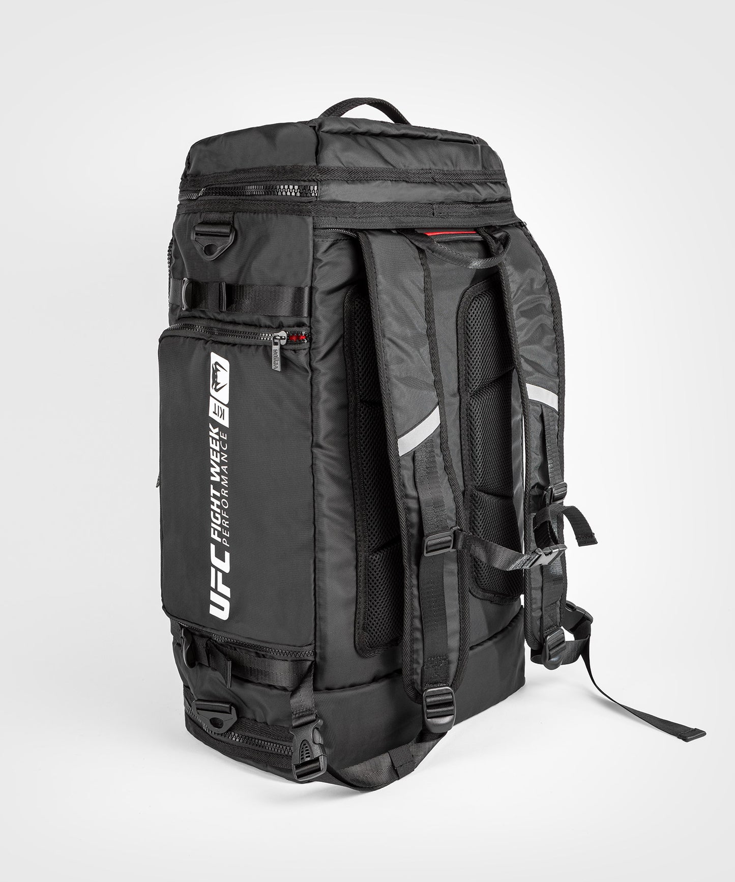 UFC Adrenaline by Venum Fight Week ダッフルバッグ - ブラック
