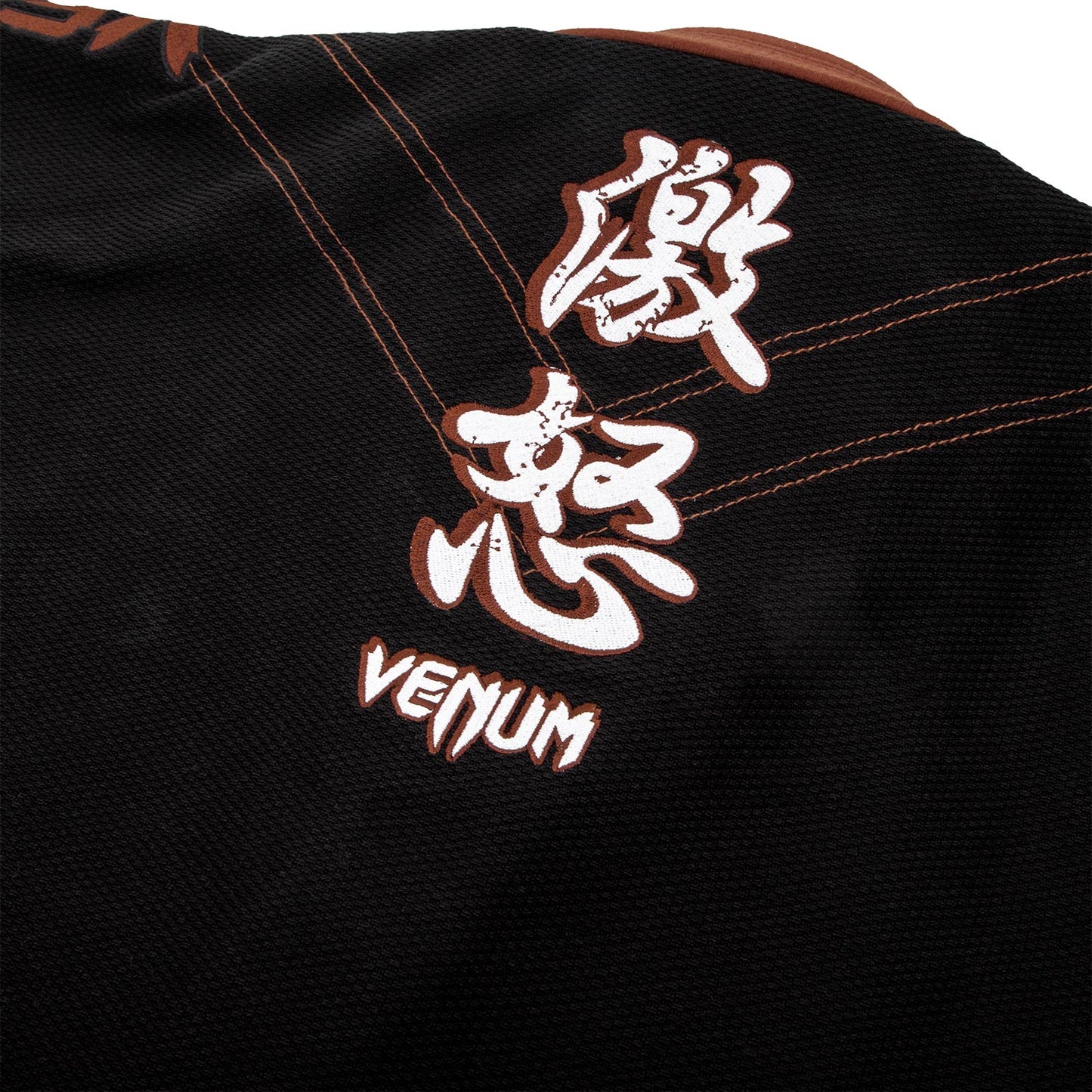 VENUM-03326-124