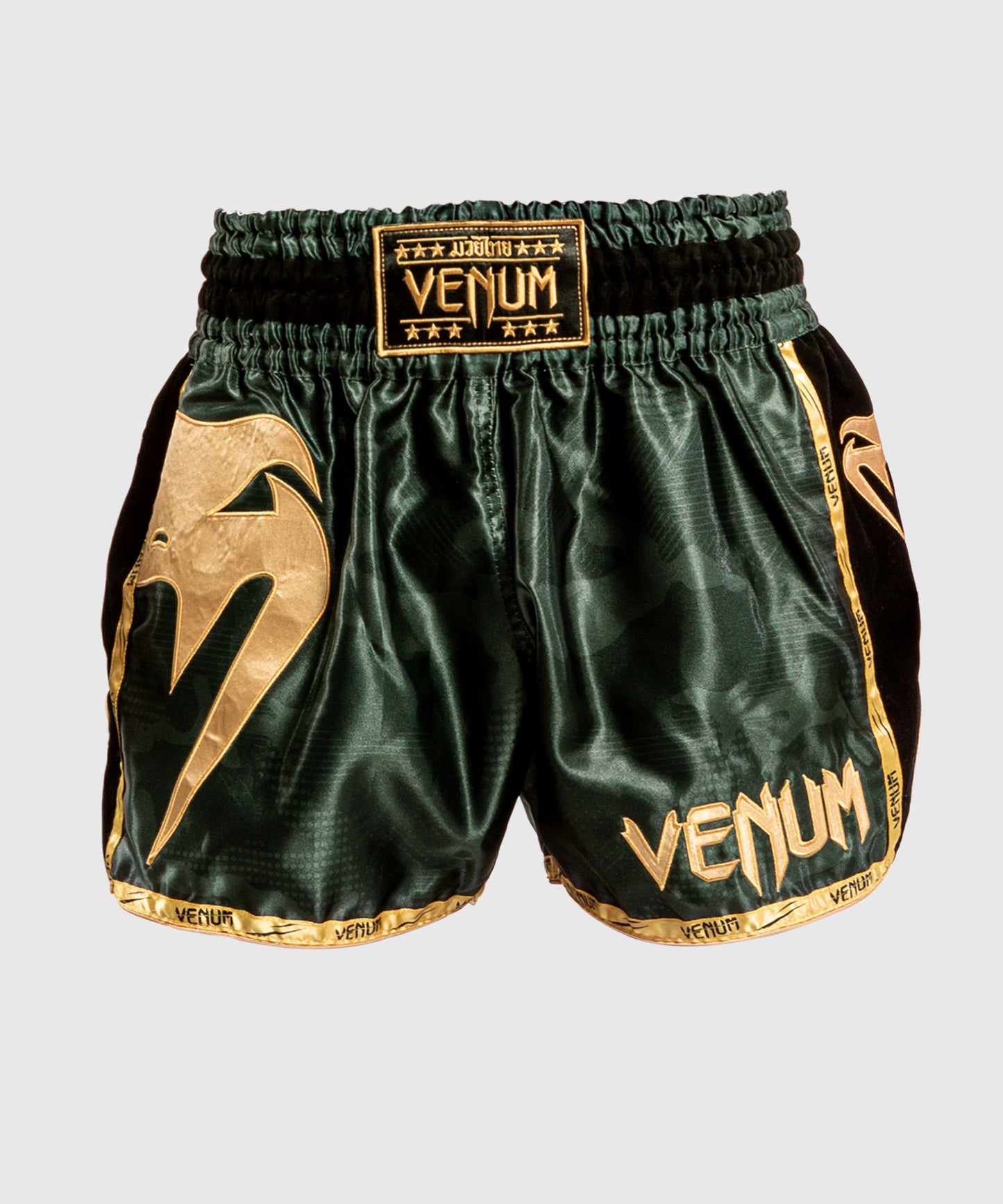 Venum Giant Camo ムエタイショーツ