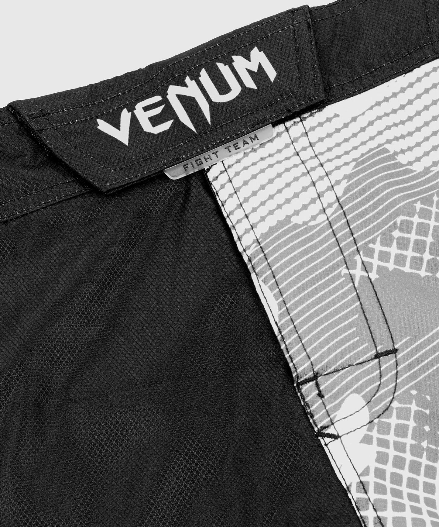 Venum Light 3.0 ファイトショーツ - アーバン・カモ