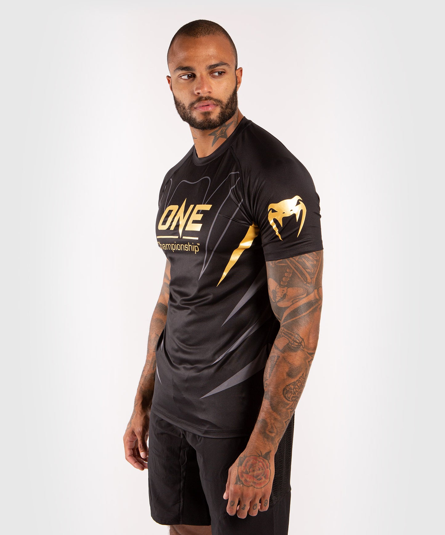 ドライテックONE FC Tシャツ - ブラック/ゴールド