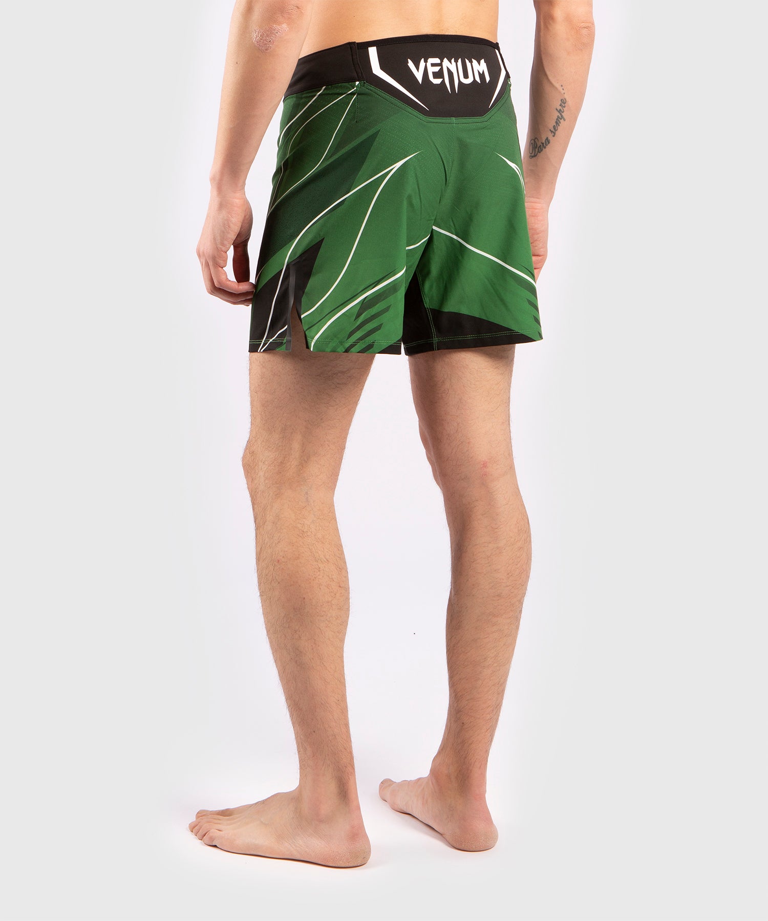 数量は多い  VENUM UFC プロラインメンズショート 日本 Venum – 緑 - ボクシング