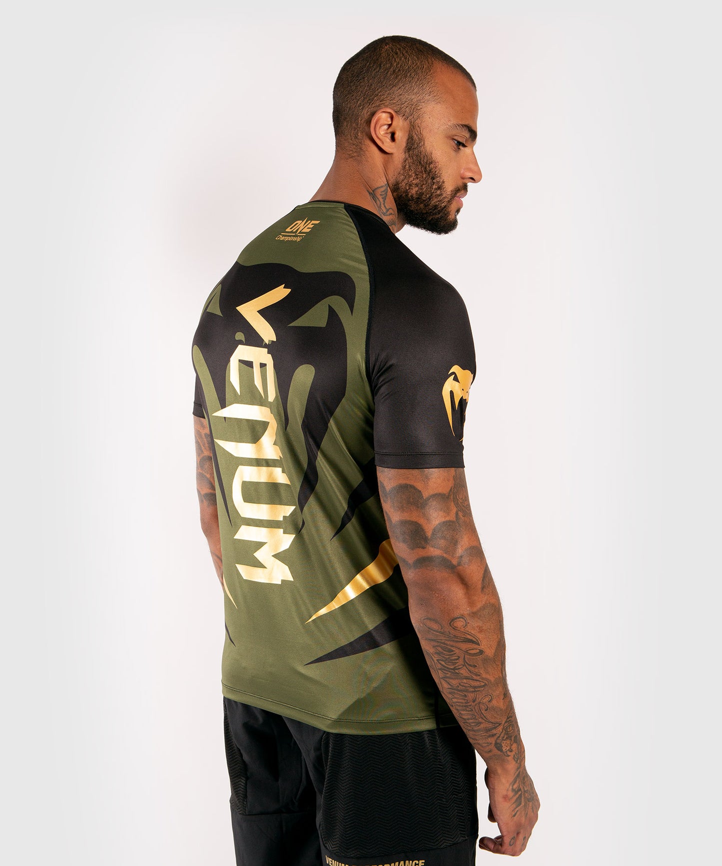ドライテックONE FC Tシャツ - カーキ/ゴールド