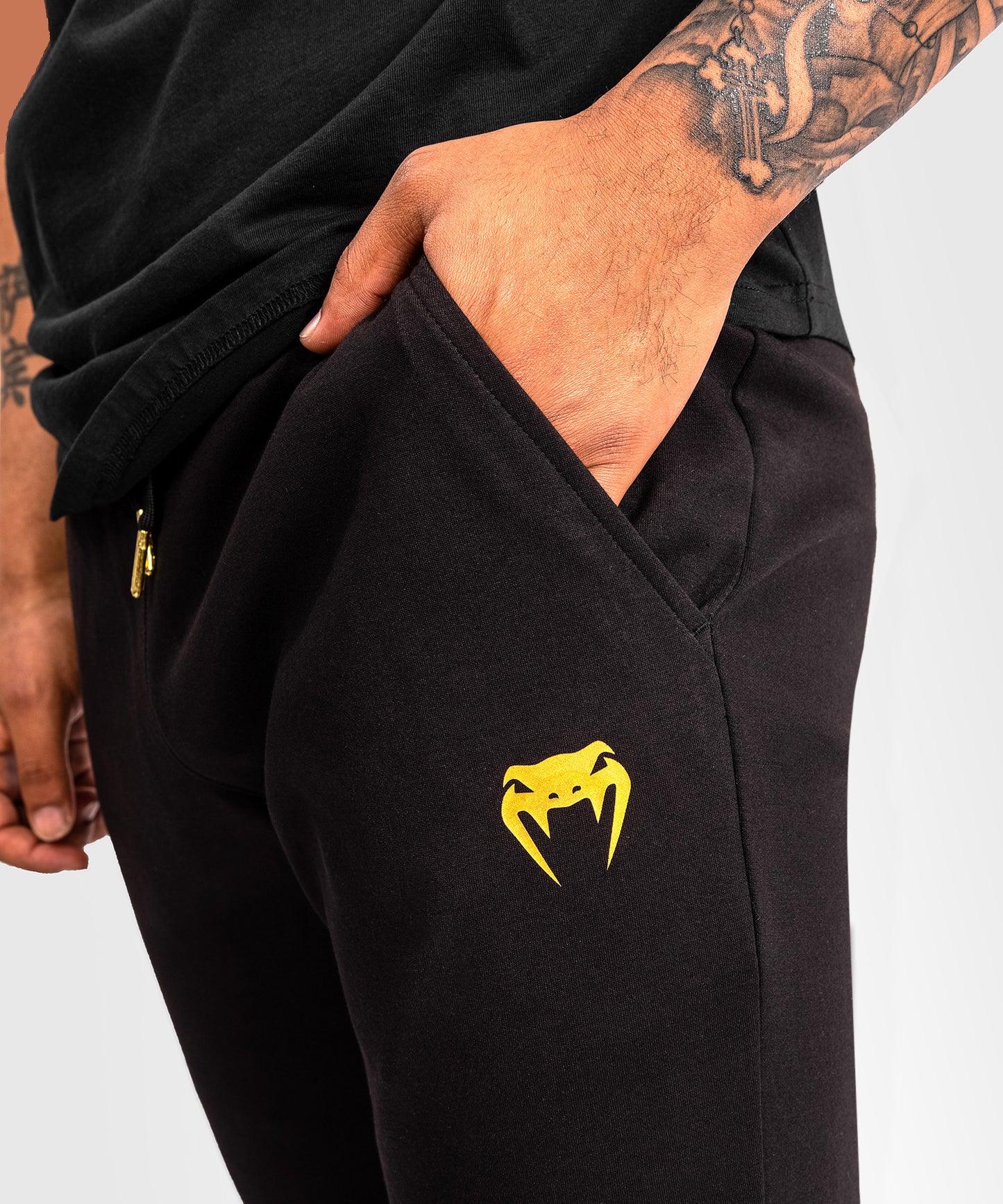 VENUM-04870-001