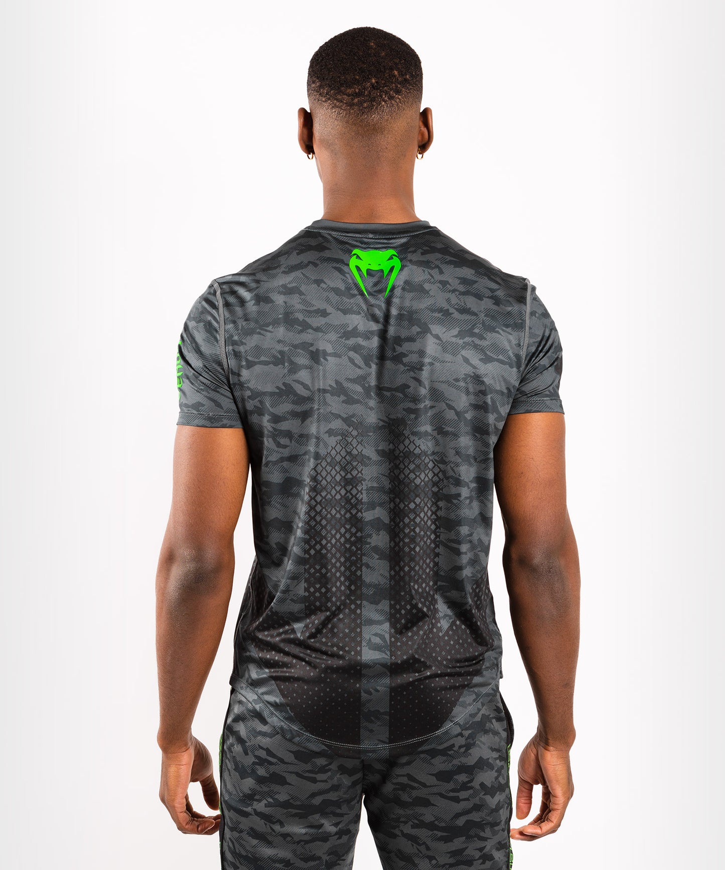 Venum Arrow Dry Tech Tシャツ（LOMA を象徴するコレクション） - 暗い迷彩柄