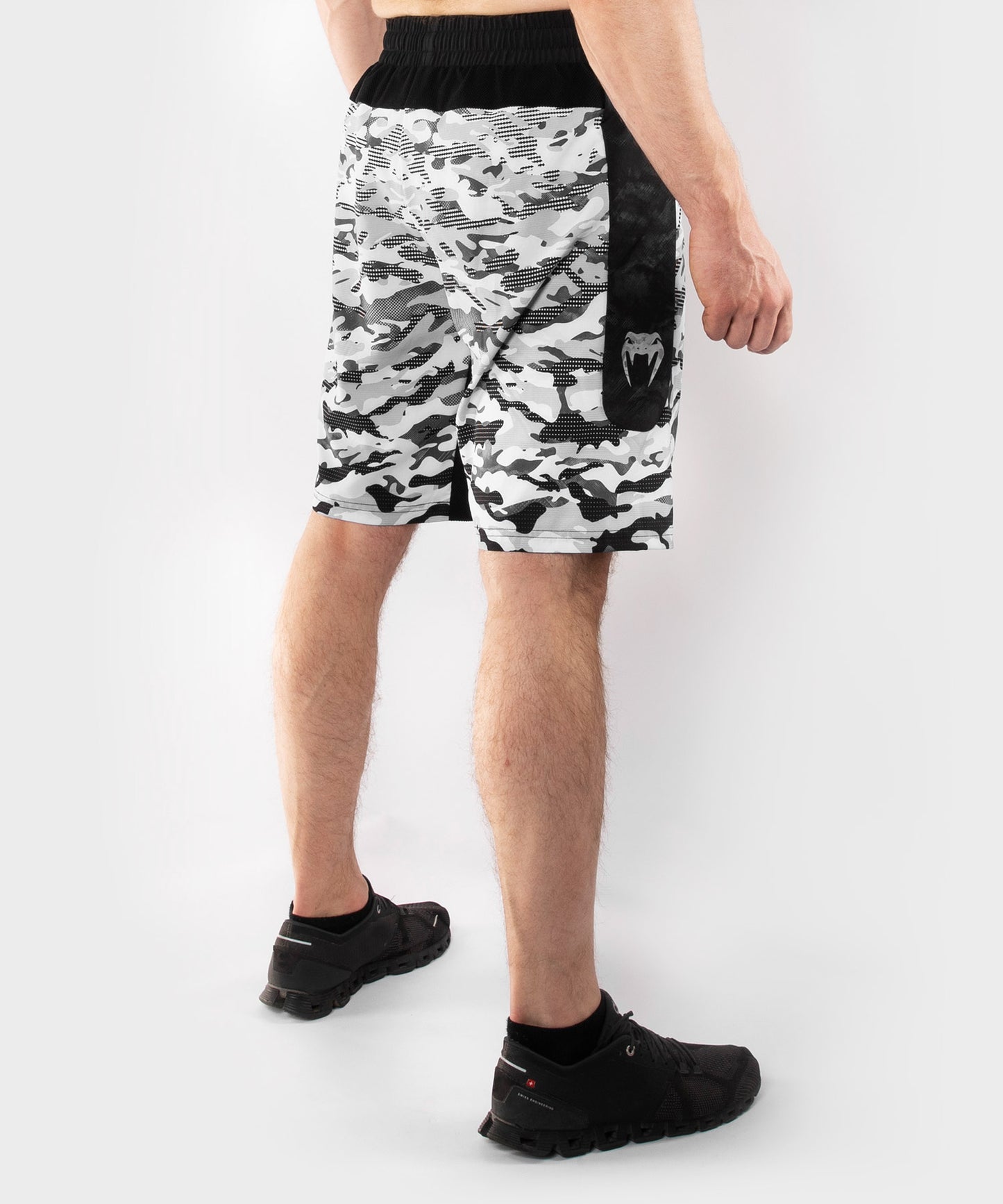 Venum Defender トレーニングショーツ - アーバン・カモ