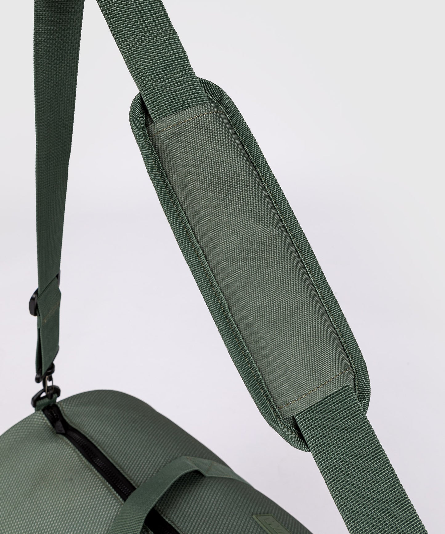 Venum Connect XL ダッフルバッグ - カーキ