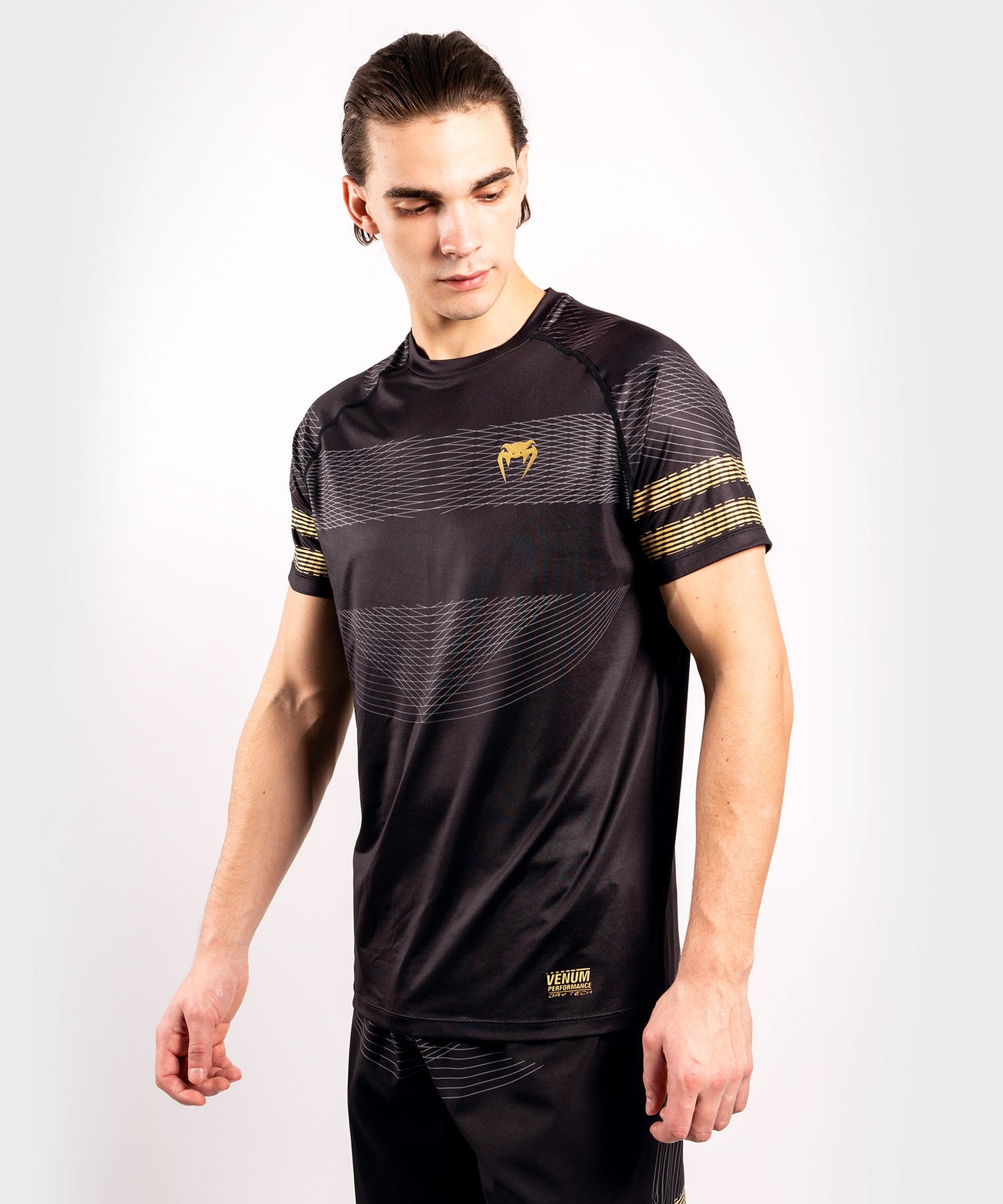 Venum Club 182 Dry Tech Tシャツ：ブラック／ゴールド