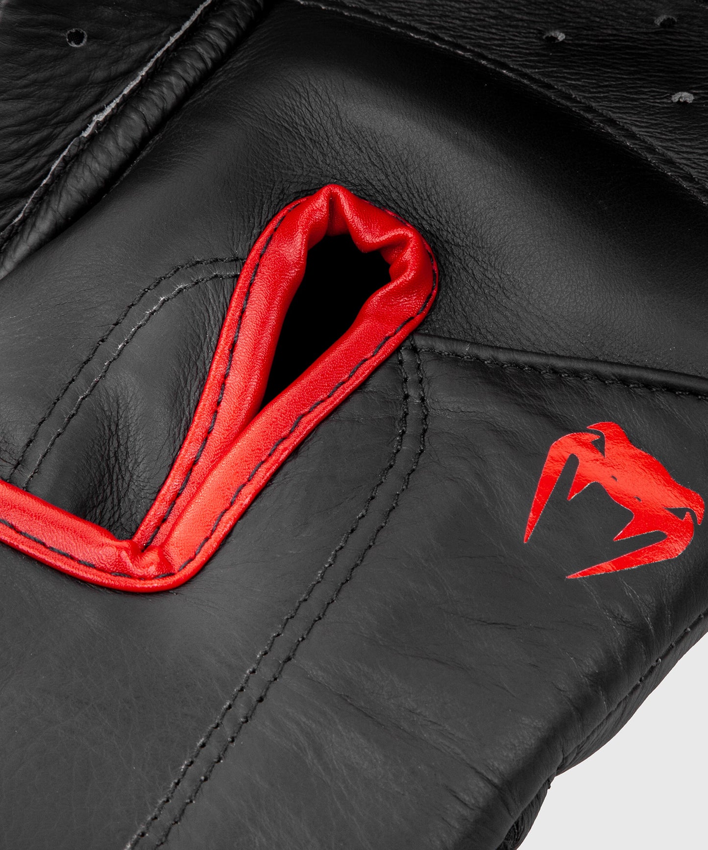 Venum Giant 2.0 Pro ボクシンググローブ マジックテープ式 - ブラック/レッド