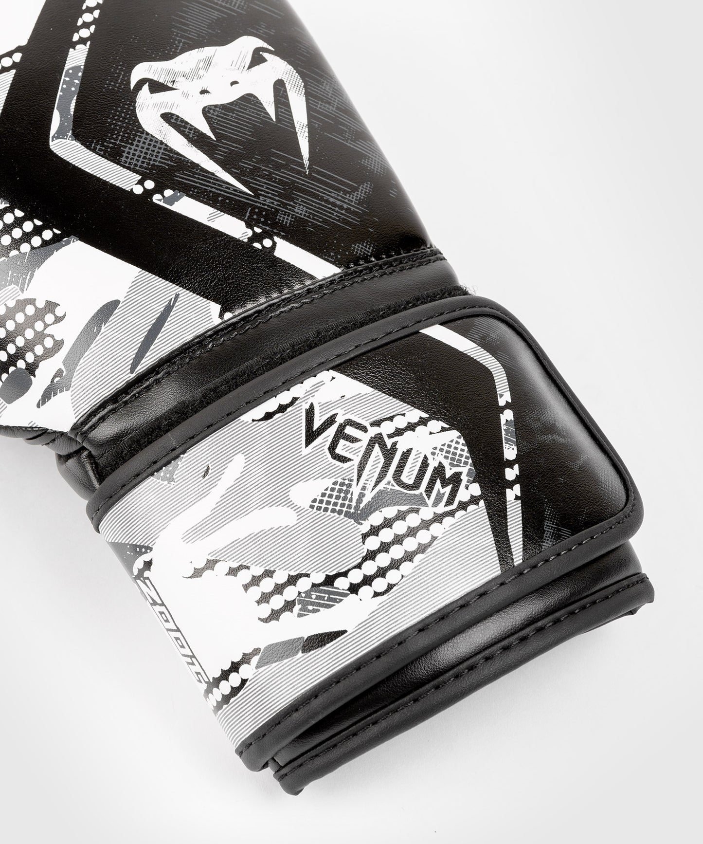 Venum Defender Contender 2.0 ボクシンググローブ - アーバン・カモ