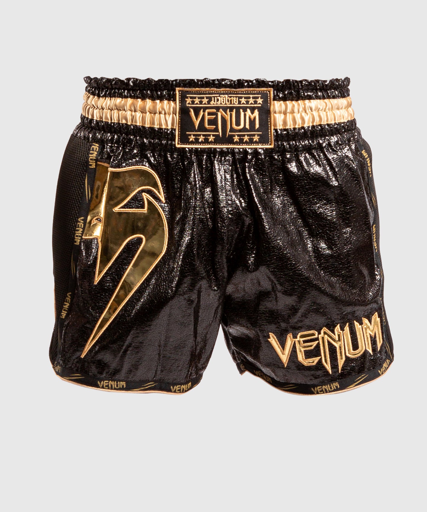 Venum Giant Foil ムエタイショーツ
