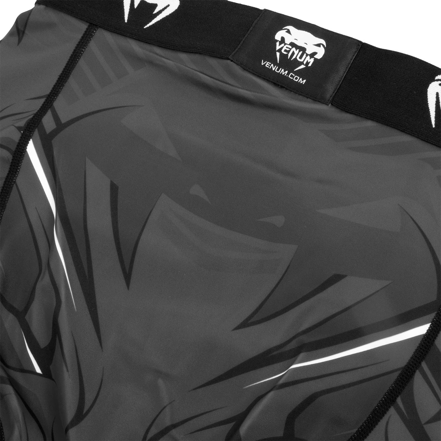Venum Bloody Roar ヴァーリトゥードショートパンツ（エクスクルーシブ） - グレー