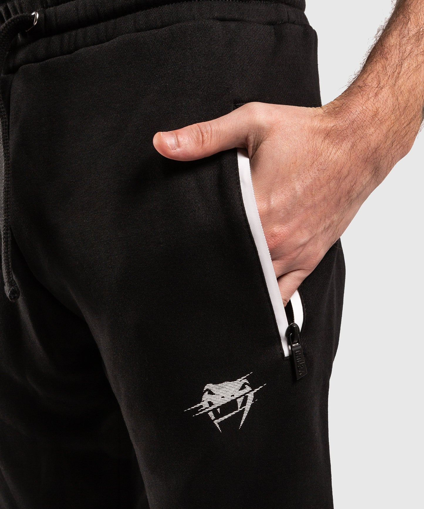 VENUM-03766-108
