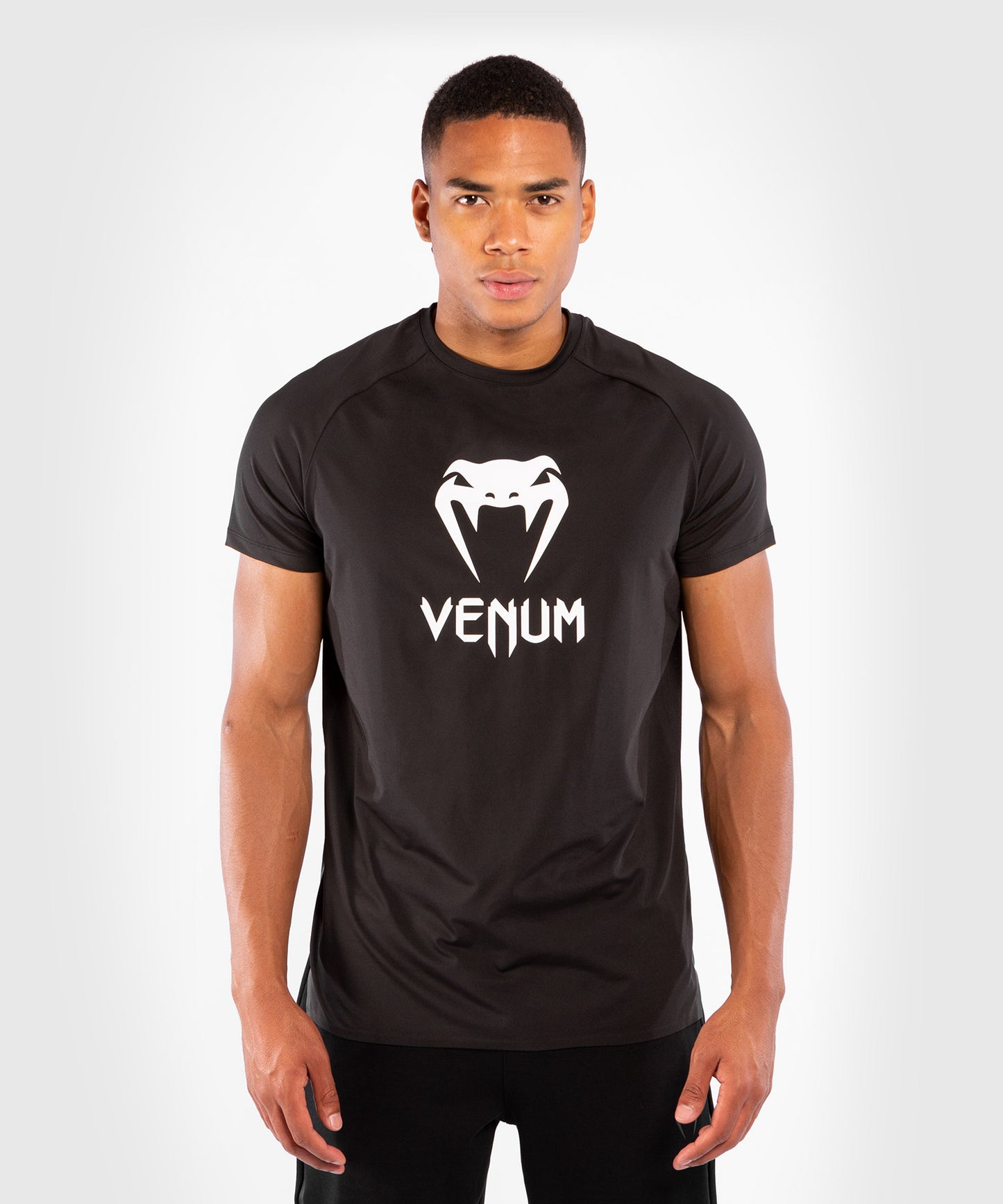 Venum Classic ドライテックTシャツ - ブラック
