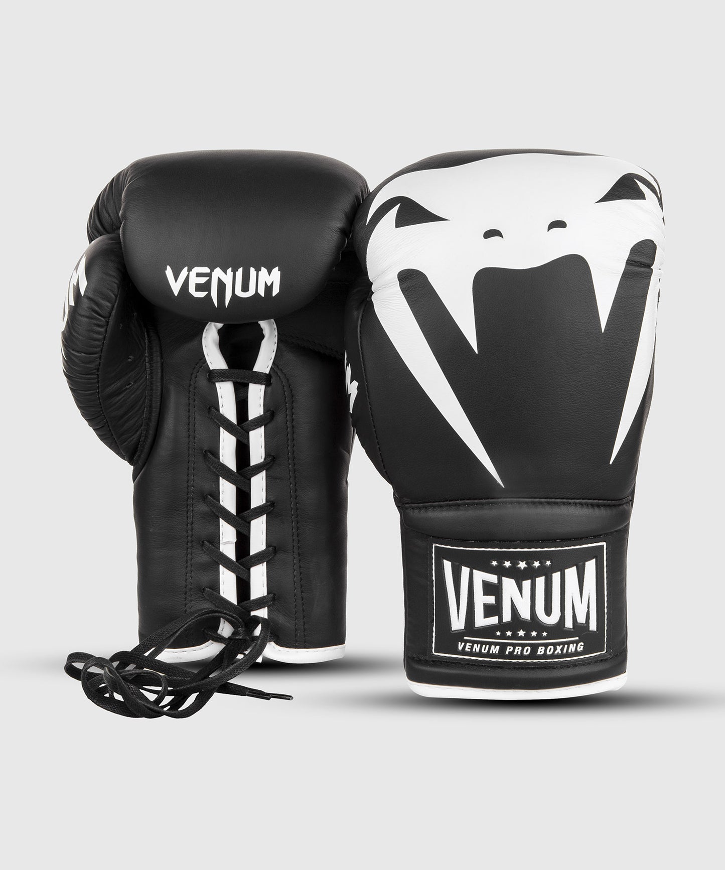 Venum Giant 2.0 Pro ボクシンググローブ - 紐付き - ブラック/ホワイト