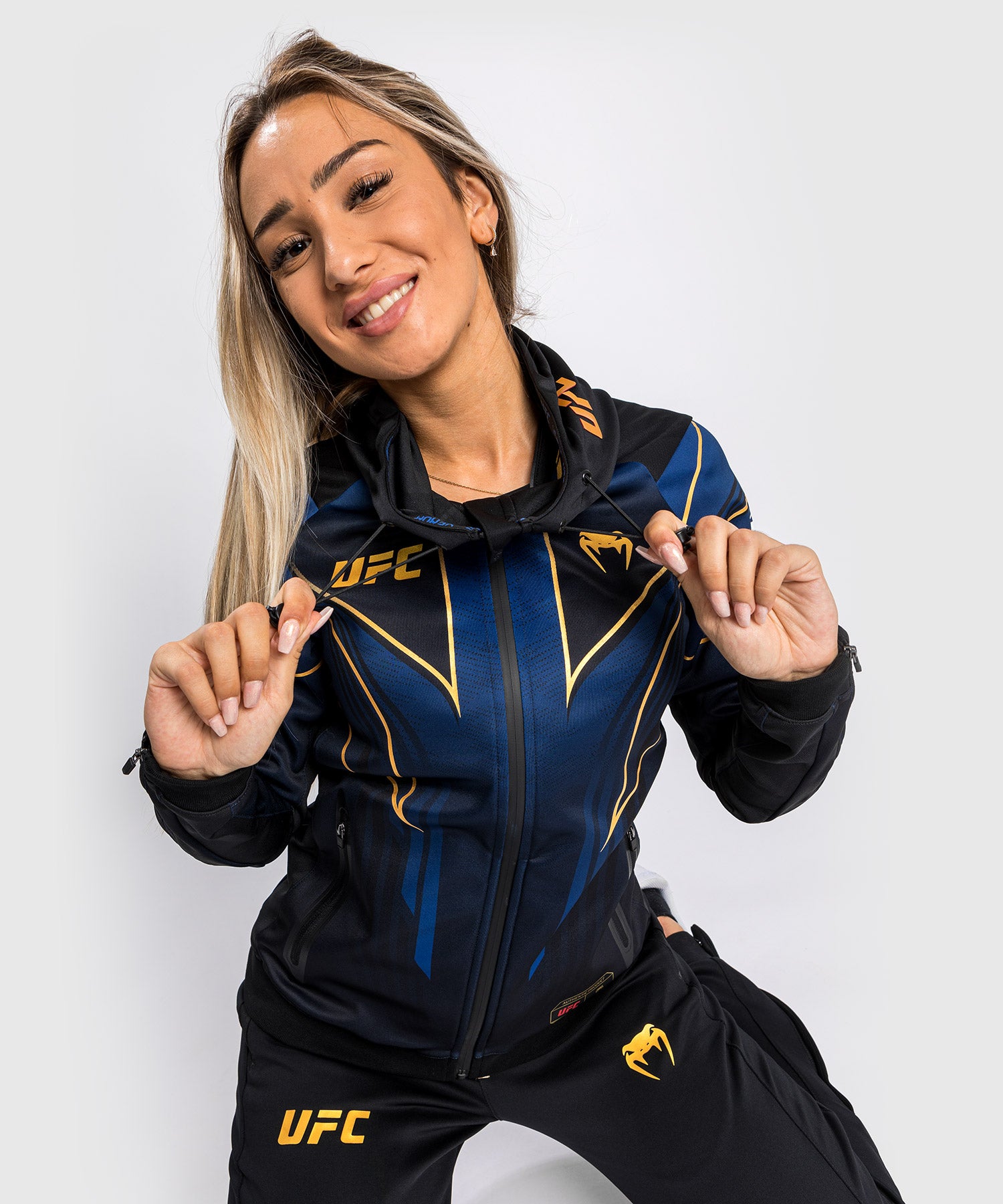 VENUM WOMEN／レディース パーカー UFC VENUM REPLICA WOMEN'S HOODIE／UFC VENUM レプリカ レディース  フーディー（パーカー） VENUM - 格闘技グッズ用品＆ウェアショップ【トライファイト】