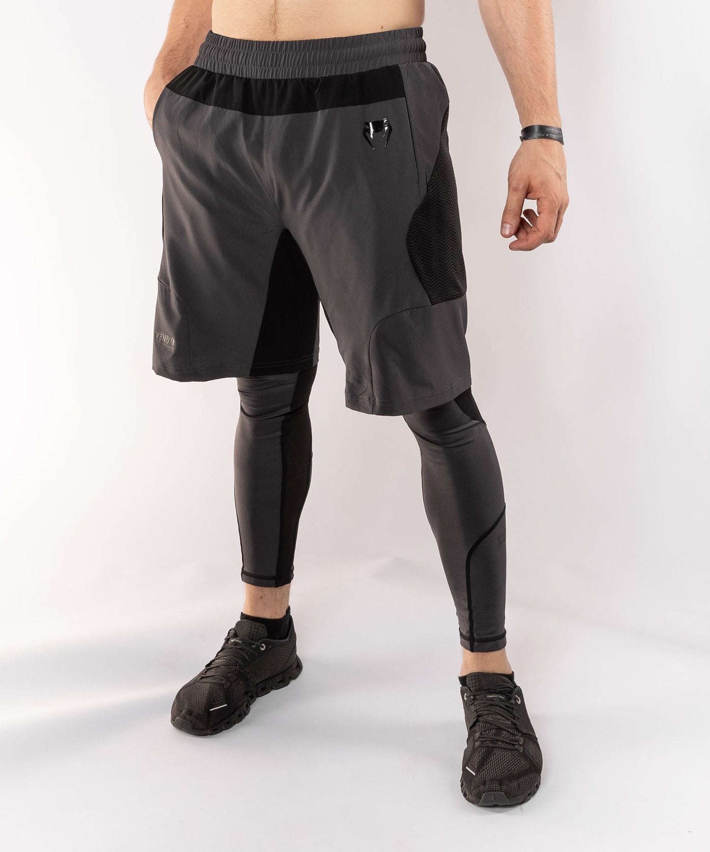 Venum G-Fit トレーニング ショートパンツ - グレー/ブラック