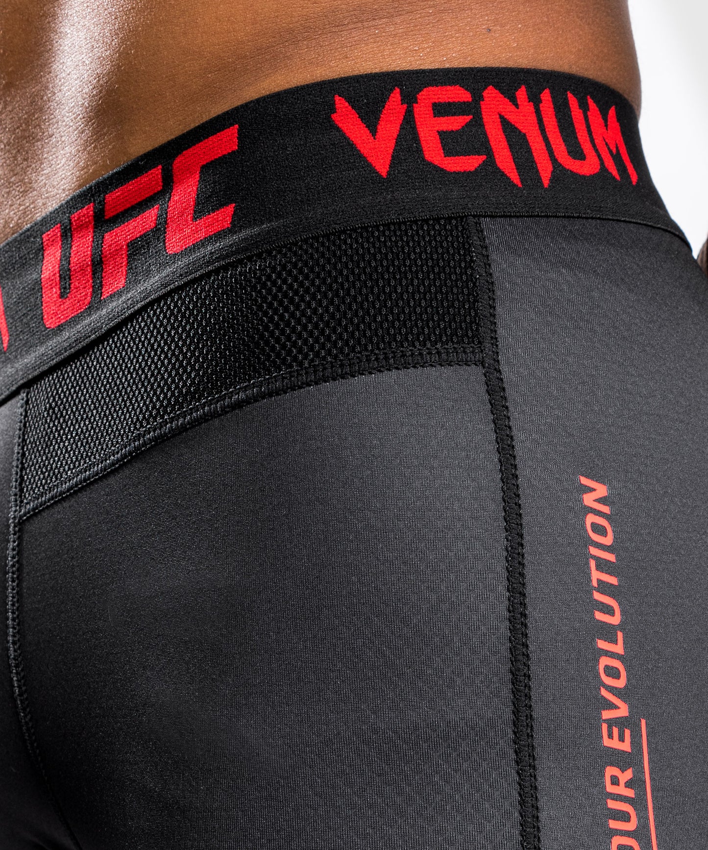 Venum UFCパフォーマンスインスティテュートコンプレッションパンツ-ブラック/レッド