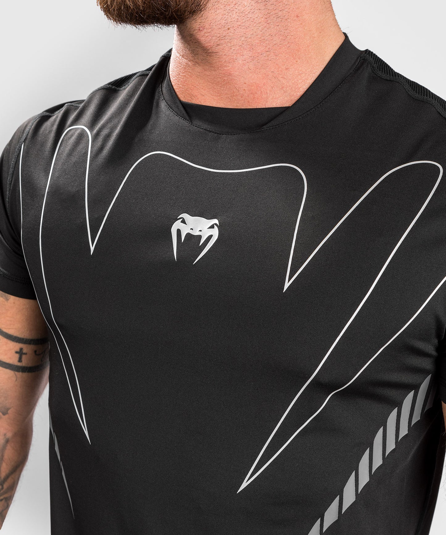 VENUM-04878-001