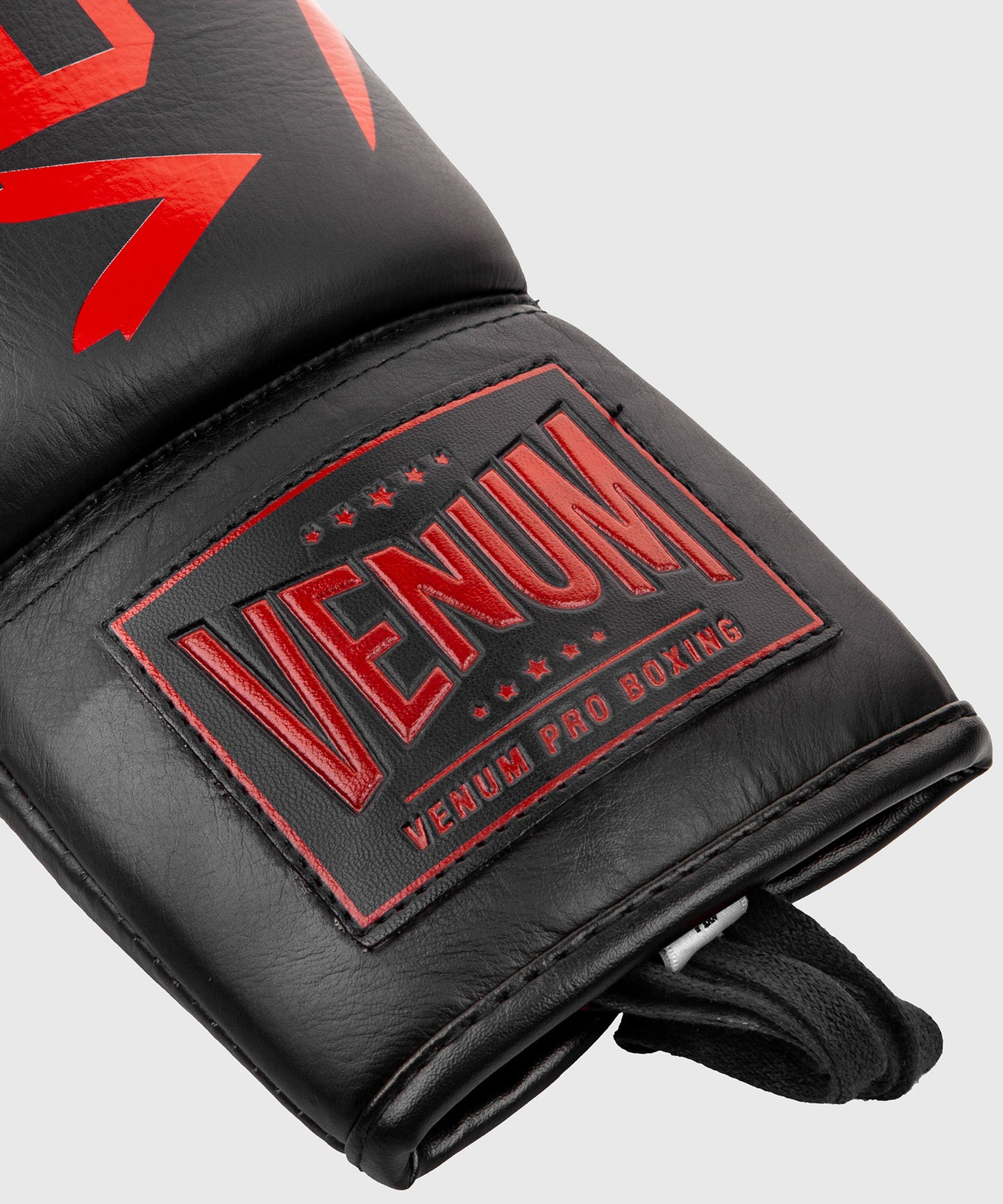 VENUM-03683-100 - ブラック/レッド