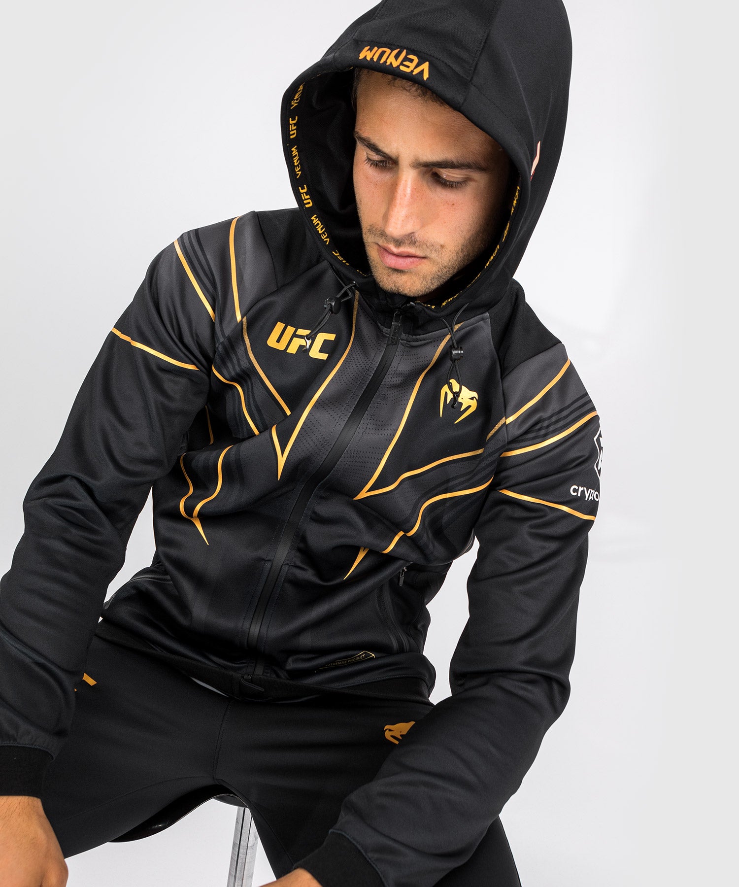 UFC Venum Authentic Fight Night 2.0 Men's Walkout Hoodie - Champion（チャ –  Venum 日本