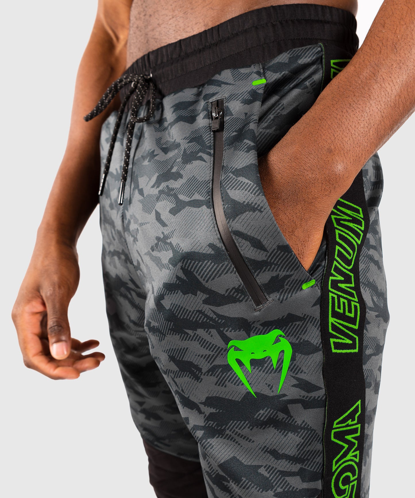 Venum Arrow ジョギングパンツ（LOMA を象徴するコレクション） - 暗い迷彩柄