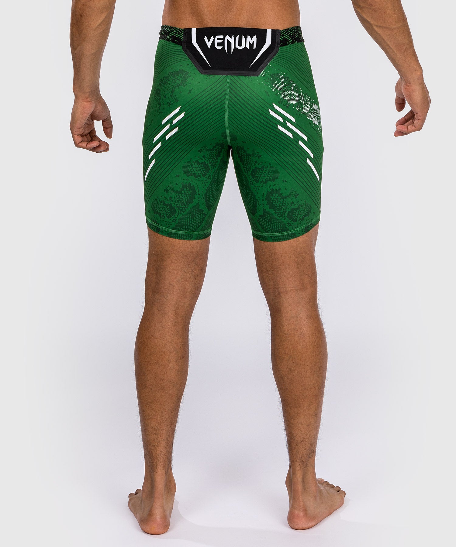 UFC Adrenaline by Venum Authentic Fight Night メンズVale