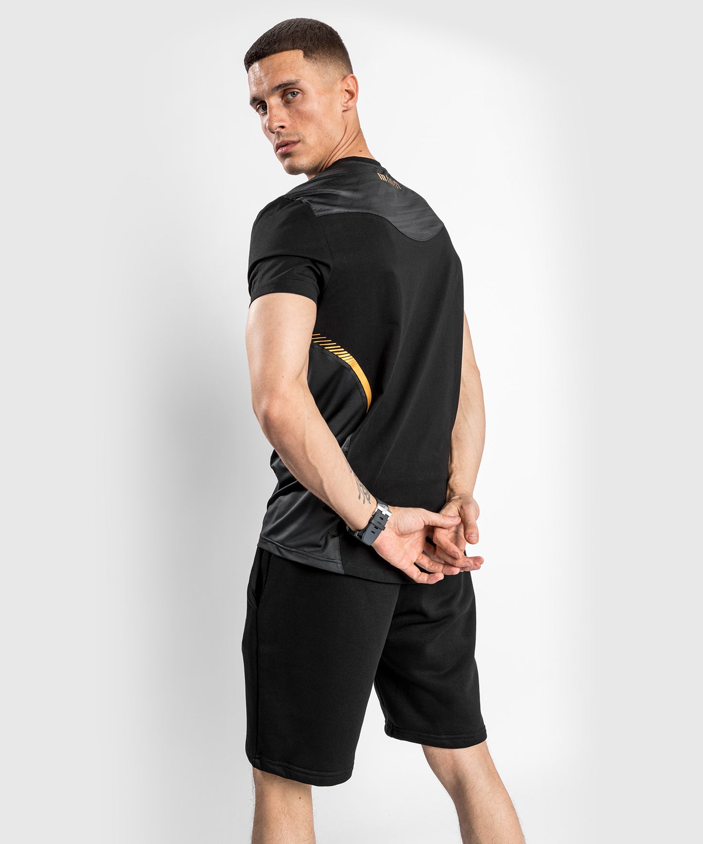 Venumテンペスト2.0Tシャツ-ブラック/ゴールド
