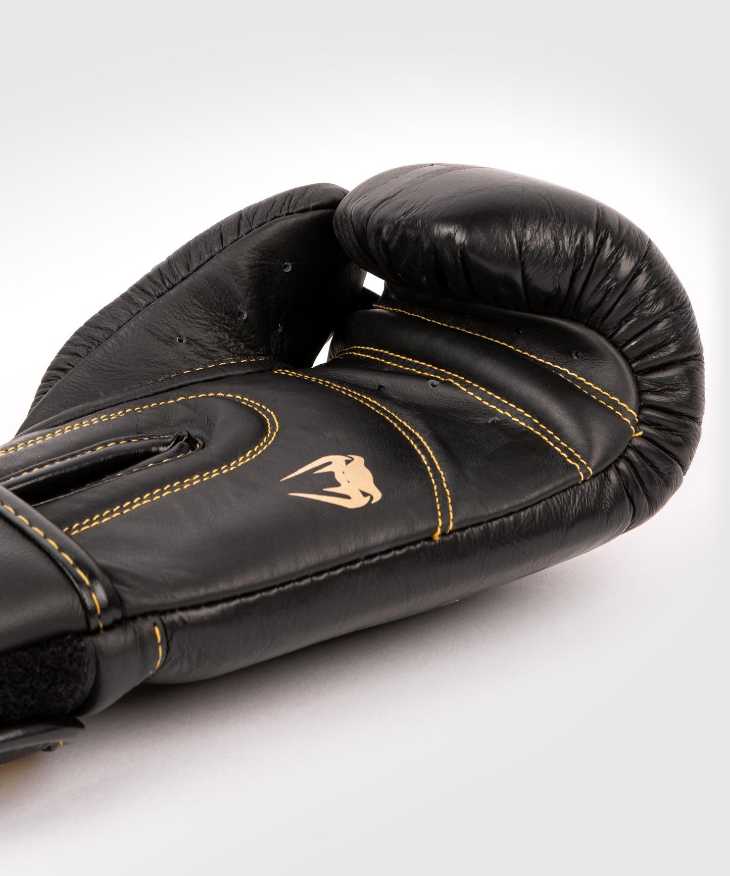VENUM-03805-573